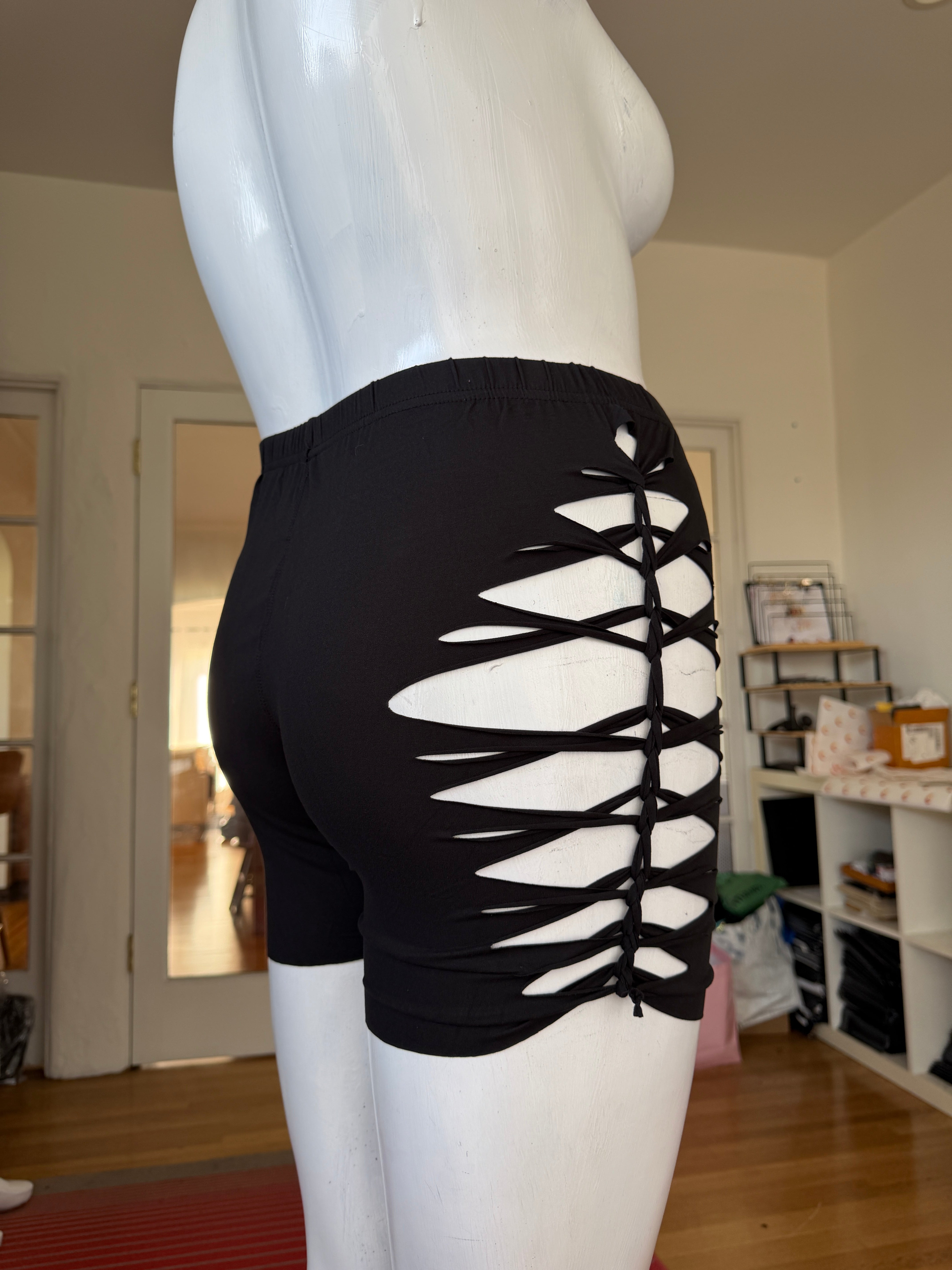 Twisted Shorts+