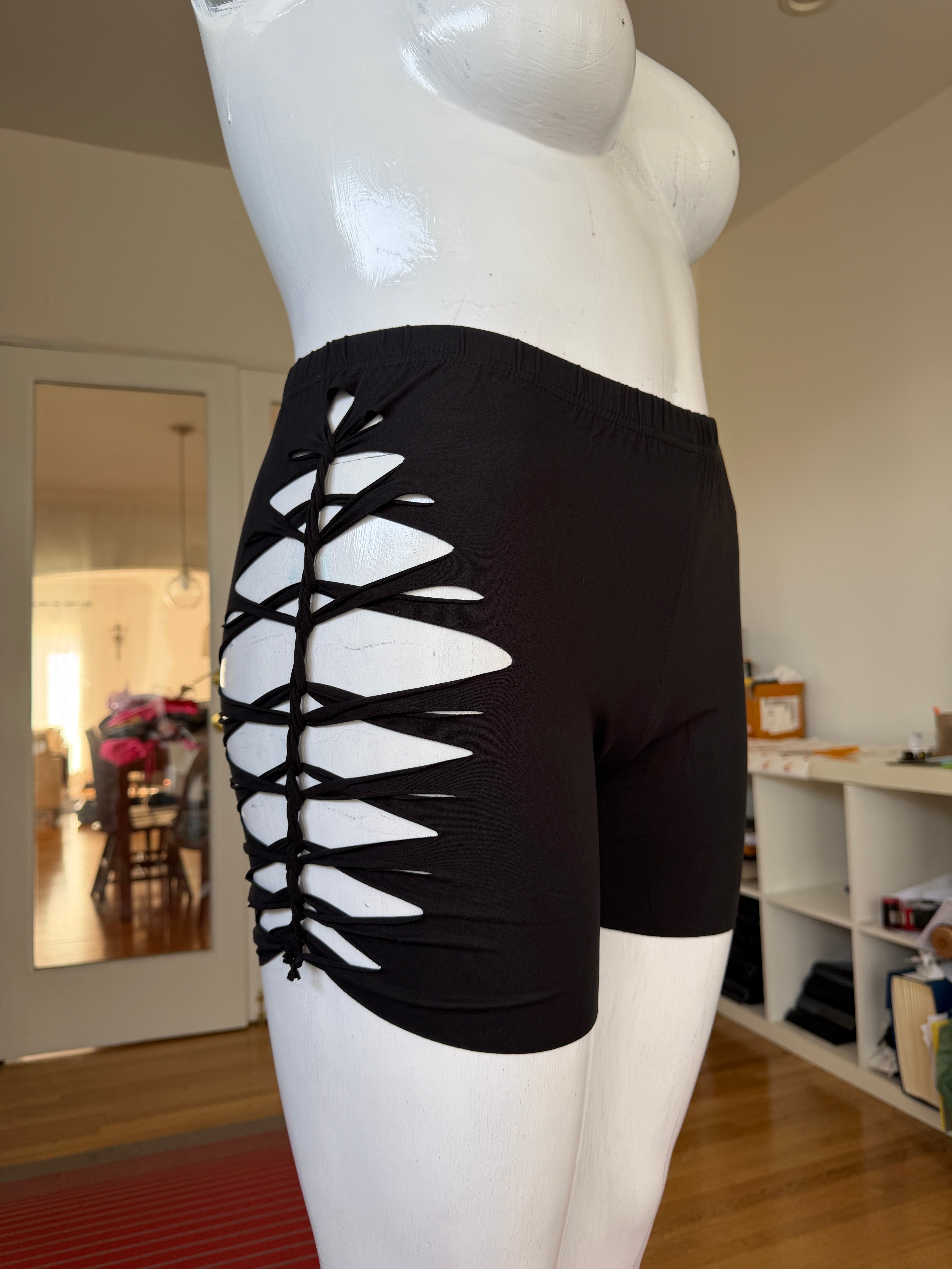 Twisted Shorts+