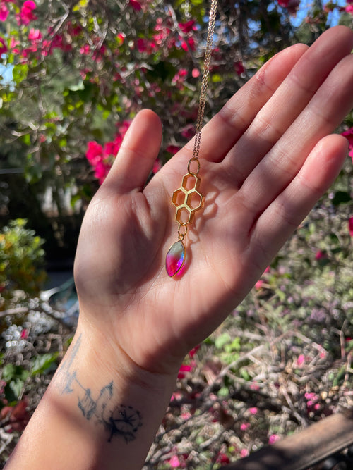 Honeycomb Teardrop Pendant (3 colors)